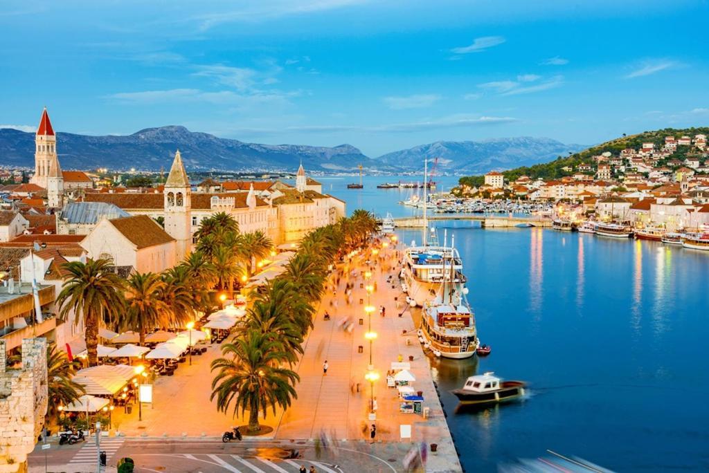 West Star Apartment Trogir Kültér fotó